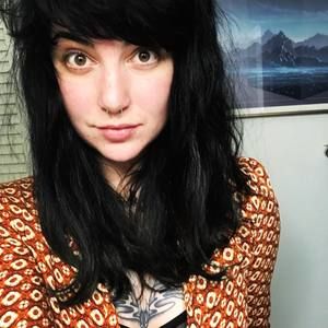 Meet your Posher, Liz